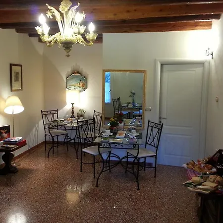 Bed & Breakfast Corte Di Venezia 3*